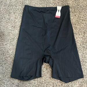 Spanx High Waist Shaper in black size Large‎ New with Tags
